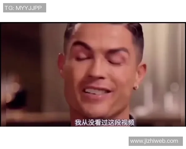 足球巨星C罗幽默恶搞路人瞬间引发欢笑场面精彩纷呈