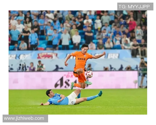 足球明星因受伤意外致球迷不满深表歉意并承诺未来更加小心