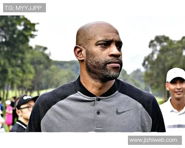 足球明星家中遭遇盗窃事件警方全力追查嫌疑人行踪