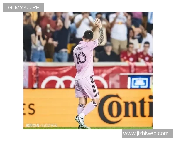 足球明星惊艳全场直接滑行半场展现超凡技艺引发球迷热议