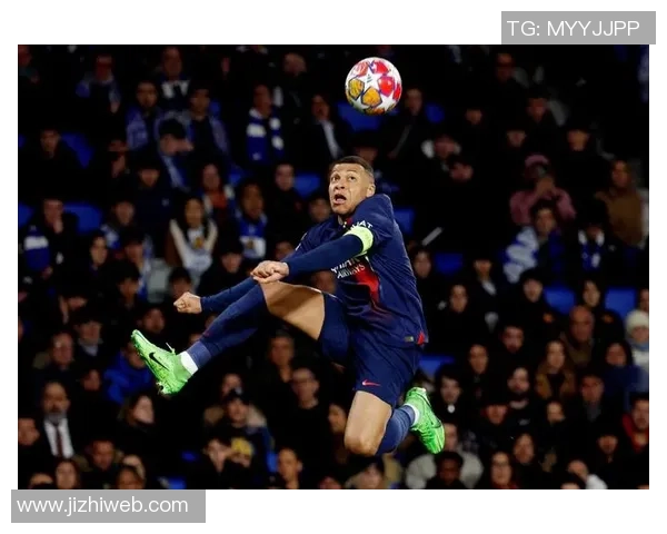 足球明星经典进球瞬间回顾与精彩图片展示