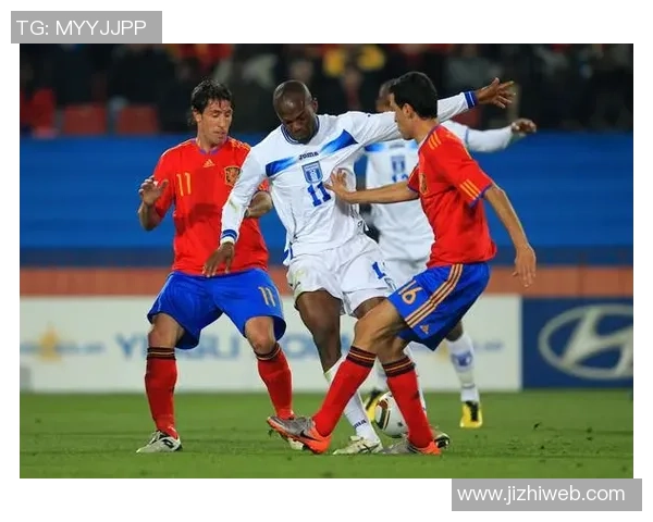 足球明星苏亚的辉煌职业生涯与成就全解析